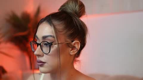  Aileen  online show from April 2, 2026, 8:17 pm