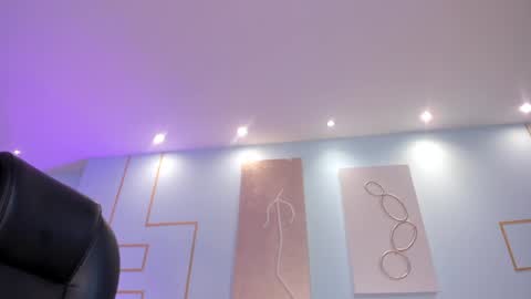 Snapshot of aileenvega chatting on January 10, 2025, 2:25 am AILEEN VEGA online show from January 10, 2025, 2:25 am