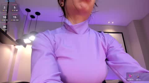 Snapshot of aileenvega chatting on February 13, 2025, 1:50 am AILEEN VEGA online show from February 13, 2025, 1:50 am