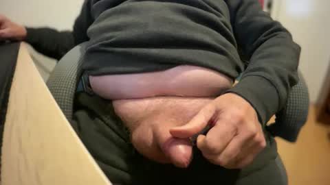 Snapshot of aime_sucer chatting on January 12, 2025, 11:04 pm aime_sucer online show from January 12, 2025, 11:04 pm