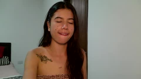 Snapshot of aine_ileana chatting on September 26, 2025, 5:17 pm J online show from September 26, 2025, 5:17 pm