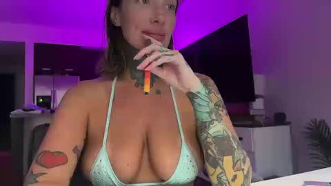 Airgead online show from September 12, 2025, 9:59 pm