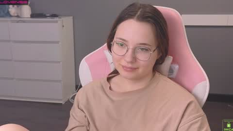 airyhill online show from February 8, 2025, 8:42 pm