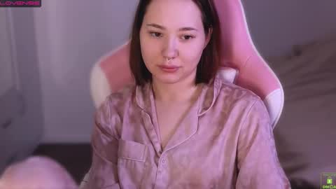 airyhill online show from December 21, 2025, 12:01 pm