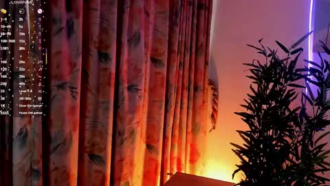 Aisha online show from March 1, 2025, 5:49 pm