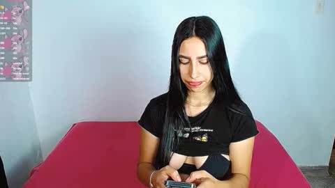 Snapshot of aisha_stacey0410 chatting on October 6, 2025, 3:31 pm aisha_stacey0410 online show from October 6, 2025, 3:31 pm