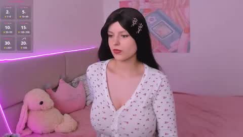 Aisha online show from November 16, 2025, 3:12 am