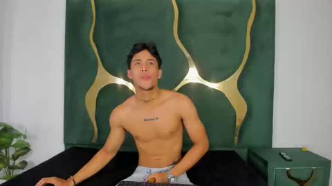 aishaxht online show from June 7, 2026, 10:35 pm