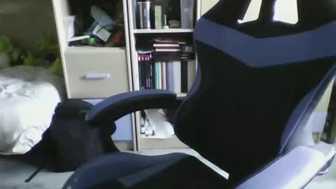 aitorycheeto2003 online show from April 1, 2026, 3:31 pm