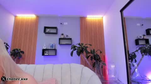 Aixa online show from June 7, 2026, 4:49 am