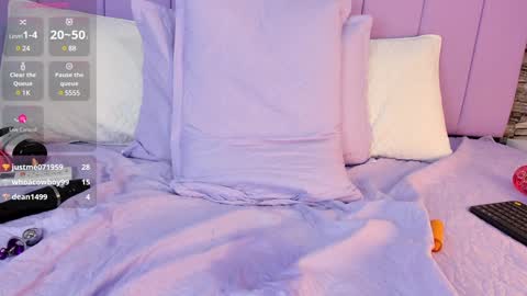   online show from January 5, 2025, 10:08 pm