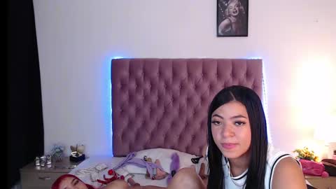 AIXA  online show from January 8, 2025, 11:19 pm