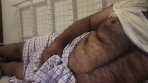 BigHairyGuy online show from January 9, 2026, 10:22 pm