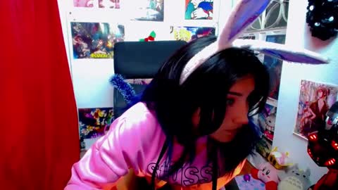 Akai Kraz  online show from March 11, 2025, 4:54 am