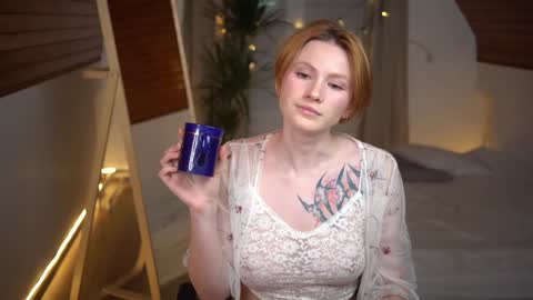 Akaneiro online show from December 12, 2024, 4:43 pm