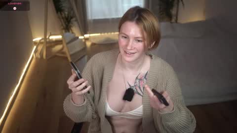 Akaneiro online show from January 7, 2025, 1:14 pm