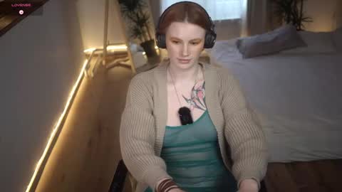 Akaneiro online show from January 15, 2025, 1:41 pm