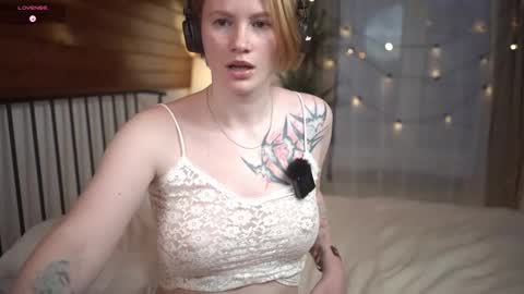 Akaneiro online show from January 27, 2025, 4:22 pm