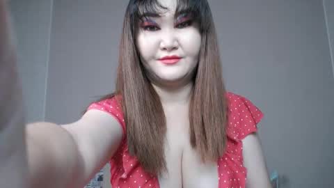 Shelly online show from November 22, 2025, 4:22 am