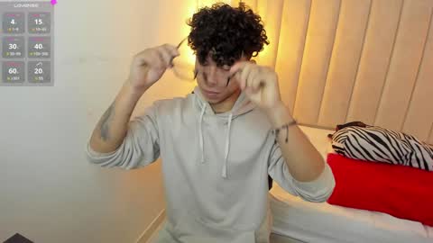 Snapshot of akazaboy chatting on January 13, 2025, 5:01 am akazaboy online show from January 13, 2025, 5:01 am