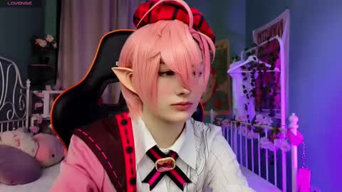 Akemi online show from February 14, 2025, 3:15 pm