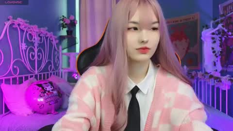 Akemi online show from February 22, 2025, 10:18 am