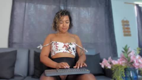 Akenda online show from February 26, 2025, 12:36 pm