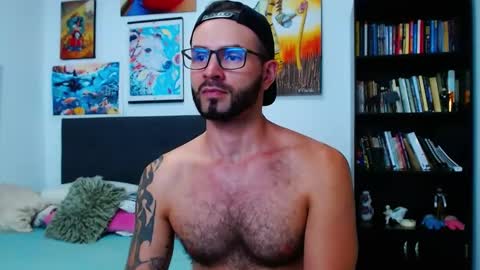 akiles online show from January 7, 2025, 1:06 am