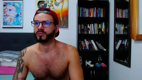 akiles online show from January 30, 2025, 1:44 am