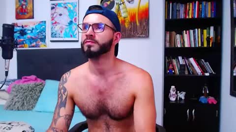 akiles online show from March 10, 2025, 10:13 pm