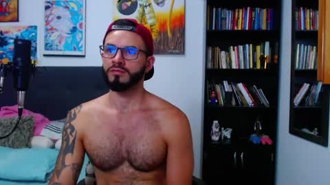 akiles online show from March 12, 2025, 1:14 am