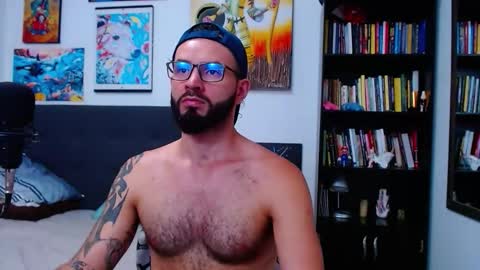 akiles online show from November 20, 2025, 10:09 pm