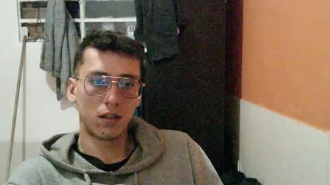 My love online show from September 23, 2025, 4:37 am