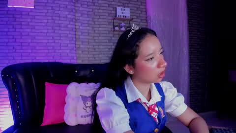 Akimmidoll GMT-5 0630 -1330 online show from October 7, 2025, 7:44 pm