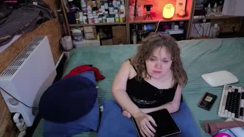 Natalie online show from November 23, 2025, 7:19 am