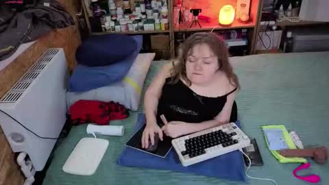 Natalie online show from November 24, 2025, 5:51 am