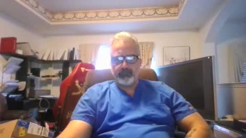 Snapshot of aladdin31673 chatting on February 12, 2026, 11:44 pm aladdin31673 online show from February 12, 2026, 11:44 pm