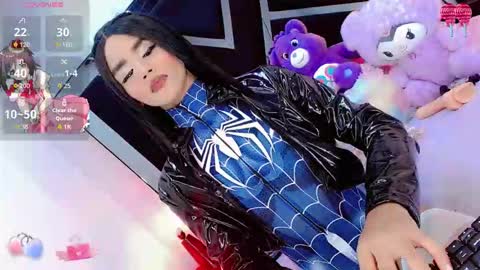 alahia_daboin online show from December 15, 2025, 7:34 am