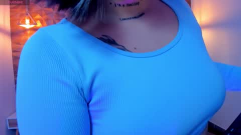 ALAHIA online show from October 9, 2025, 11:19 am