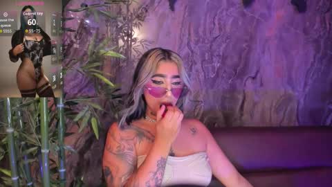 ALAHIA online show from October 23, 2025, 6:39 pm