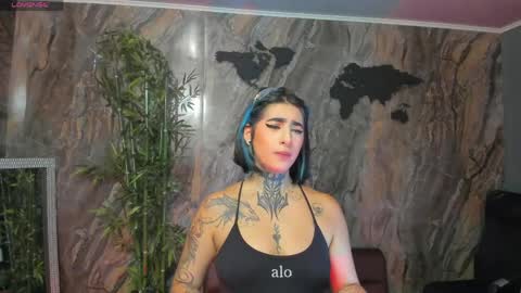 ALAHIA online show from April 10, 2026, 5:17 pm