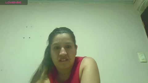 Snapshot of alahia_fox chatting on December 8, 2024, 1:35 am alahia online show from December 8, 2024, 1:35 am