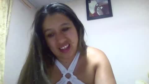 Snapshot of alahia_fox chatting on February 15, 2025, 11:50 am alahia online show from February 15, 2025, 11:50 am