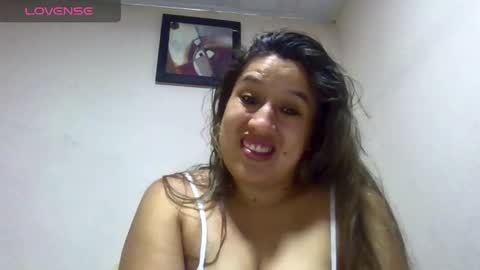 Snapshot of alahia_fox chatting on February 26, 2025, 7:31 am alahia online show from February 26, 2025, 7:31 am