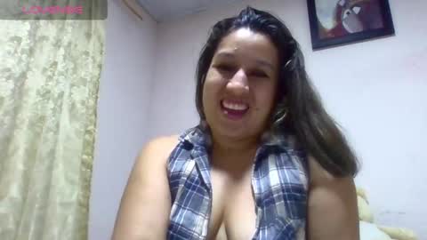 Snapshot of alahia_fox chatting on February 27, 2025, 4:41 am alahia online show from February 27, 2025, 4:41 am