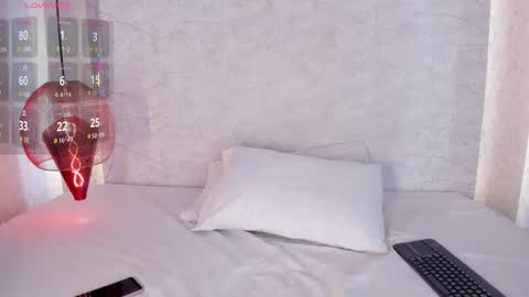 Alahia online show from October 27, 2025, 11:58 am