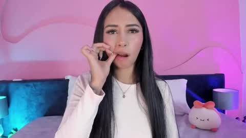 Alaia online show from November 14, 2025, 11:53 am