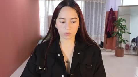 Alaia Skater online show from September 15, 2025, 8:09 pm