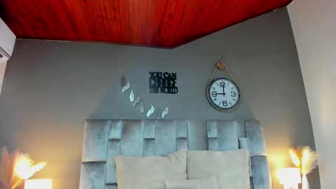  Alaia  online show from February 22, 2025, 11:24 am