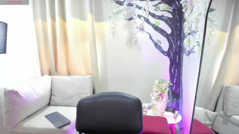     online show from May 30, 2026, 4:37 pm